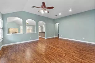 1310 Brighton Bend Ln, Cedar Park, TX 78613 - Photo 5