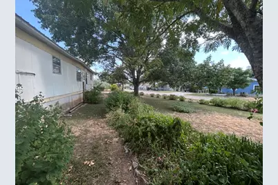105 Elizabeth Drive, Spicewood, TX 78669 - Photo 7