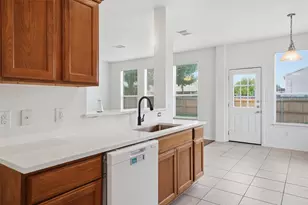 118 Invierno St, Kyle, TX 78640 - Photo 13