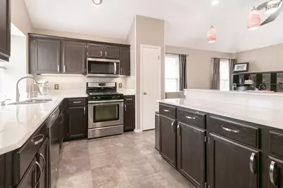 8416 Racine Trail, Austin, TX 78717 - Photo 9