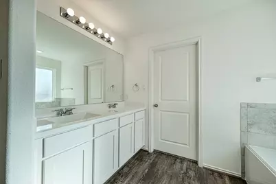 9224 Daisy Cutter Crossing, Georgetown, TX 78628 - Photo 15