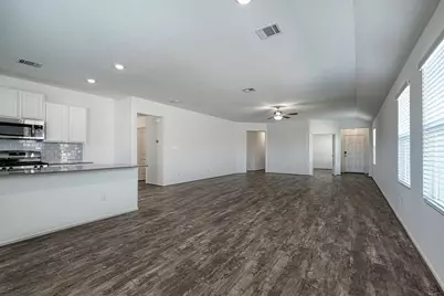 9224 Daisy Cutter Crossing, Georgetown, TX 78628 - Photo 5