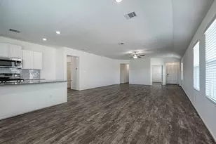 9224 Daisy Cutter Crossing, Georgetown, TX 78628 - Photo 5