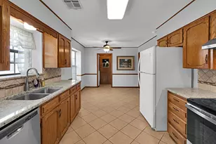 4309 Stagecoach Trail, Temple, TX 76502 - Photo 15