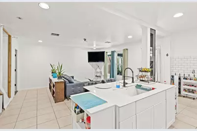 1404 Anise Drive, Austin, TX 78741 - Photo 5