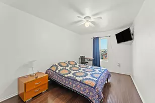 1404 Anise Dr, Austin, TX 78741 - Photo 13
