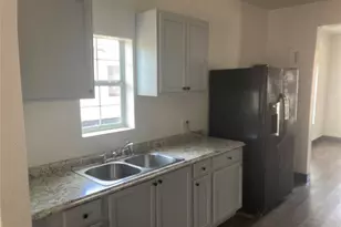 202 W Sayers Ave, San Antonio, TX 78214 - Photo 5