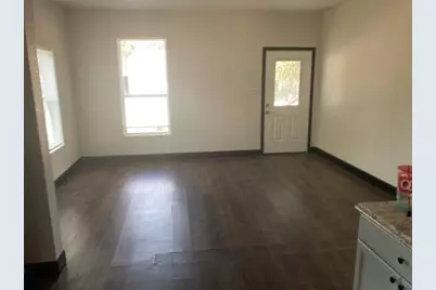 202 W Sayers Avenue, San Antonio, TX 78214 - Photo 13