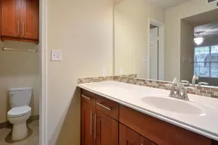 7685 Northcross Dr, Austin, TX 78757 - Photo 11