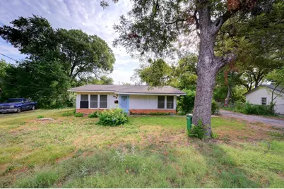 300 Pecan Drive, Austin, TX 78753 - Photo 1