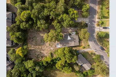 300 Pecan Drive, Austin, TX 78753 - Photo 3