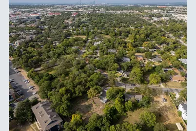 300 Pecan Drive, Austin, TX 78753 - Photo 5