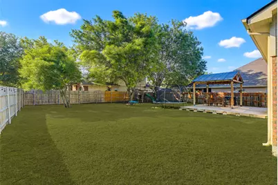 518 Bandera Cir Circle, New Braunfels, TX 78130 - Photo 33