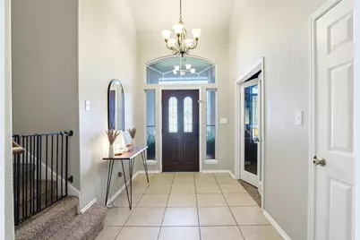 518 Bandera Cir Circle, New Braunfels, TX 78130 - Photo 5