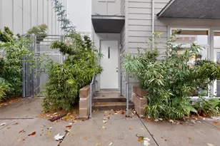 1601 E 5th St, Austin, TX 78702 - Photo 27