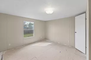 317 Pebble Dr, Buchanan Dam, TX 78609 - Photo 11