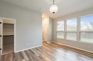 320 Cyril Dr, Hutto, TX 78634 - Photo 17