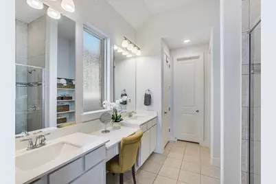 8409 Prairie Rye Drive, Lago Vista, TX 78645 - Photo 9