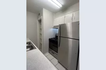 307 E 31st Street #209, Austin, TX 78705 - Photo 7