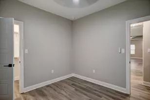 123 S Kanaio Dr, Bastrop, TX 78602 - Photo 35