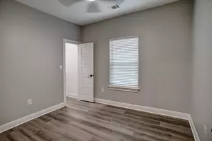 123 S Kanaio Dr, Bastrop, TX 78602 - Photo 15