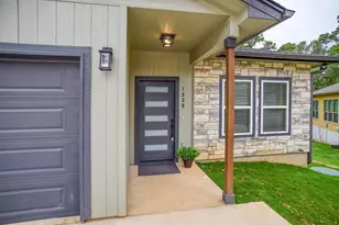 123 S Kanaio Dr, Bastrop, TX 78602 - Photo 23