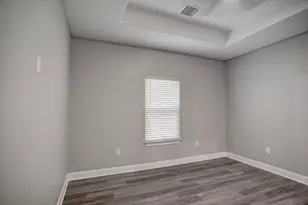 123 S Kanaio Dr, Bastrop, TX 78602 - Photo 11