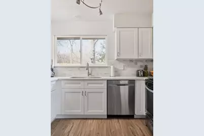 2008 Lear Lane, Austin, TX 78745 - Photo 13