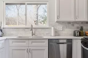 2008 Lear Ln, Austin, TX 78745 - Photo 13