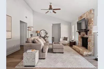 2008 Lear Lane, Austin, TX 78745 - Photo 3