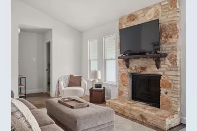 2008 Lear Lane, Austin, TX 78745 - Photo 5