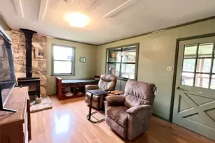 2700 County Rd 305, Jarrell, TX 76537 - Photo 15