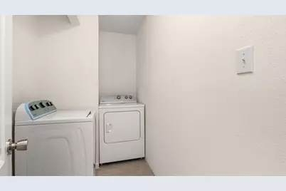 1618 Chippeway Lane, Austin, TX 78745 - Photo 17