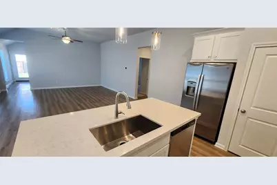 605 Los Olives Lane, Liberty Hill, TX 78642 - Photo 11