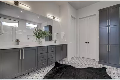 19543 Lakehurst Loop, Spicewood, TX 78669 - Photo 11