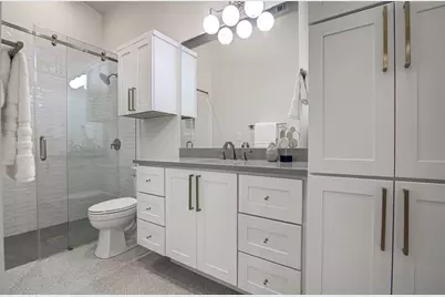 19543 Lakehurst Loop, Spicewood, TX 78669 - Photo 15