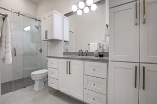 19543 Lakehurst Loop, Spicewood, TX 78669 - Photo 15