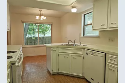 306 Lakeway Drive, Georgetown, TX 78628 - Photo 5