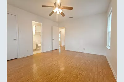306 Lakeway Drive, Georgetown, TX 78628 - Photo 15
