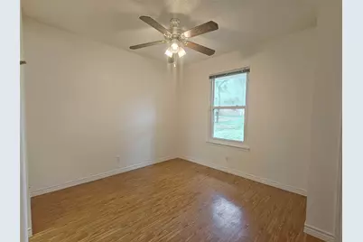 306 Lakeway Drive, Georgetown, TX 78628 - Photo 7