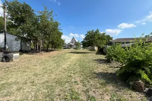 203 W Cherry St, Lometa, TX 76853 - Photo 1