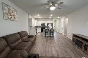2417 Lucy Axel Ln, Round Rock, TX 78665 - Photo 13