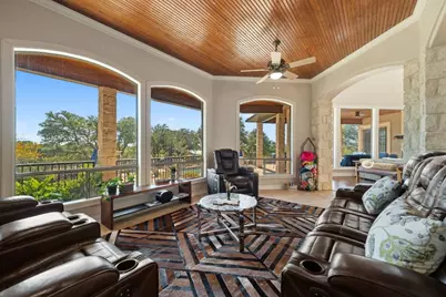 185 Shimmering Shore Court, Spring Branch, TX 78070 - Photo 9