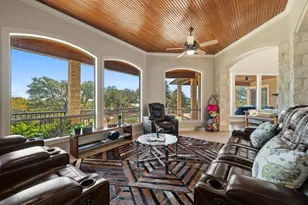 185 Shimmering Shore Ct, Spring Branch, TX 78070 - Photo 9