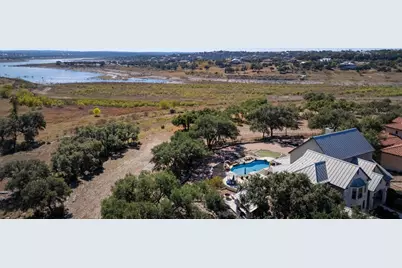 185 Shimmering Shore Court, Spring Branch, TX 78070 - Photo 35