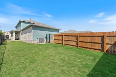 9015 Lookse Lane, Austin, TX 78744 - Photo 33