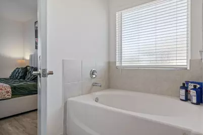 9015 Lookse Lane, Austin, TX 78744 - Photo 17