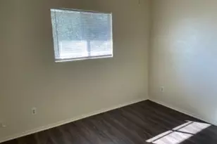 809 Plumpton Dr, Austin, TX 78745 - Photo 7