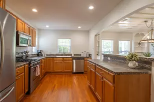 32 Margranita Crescent, Austin, TX 78703 - Photo 11