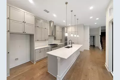 3904 Fable Lane, Austin, TX 78731 - Photo 9